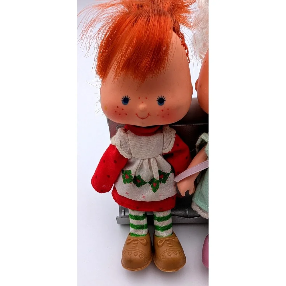 Vintage Strawberry Shortcake & Angel Cake Dolls 1980s Retro Toys Lot of 2